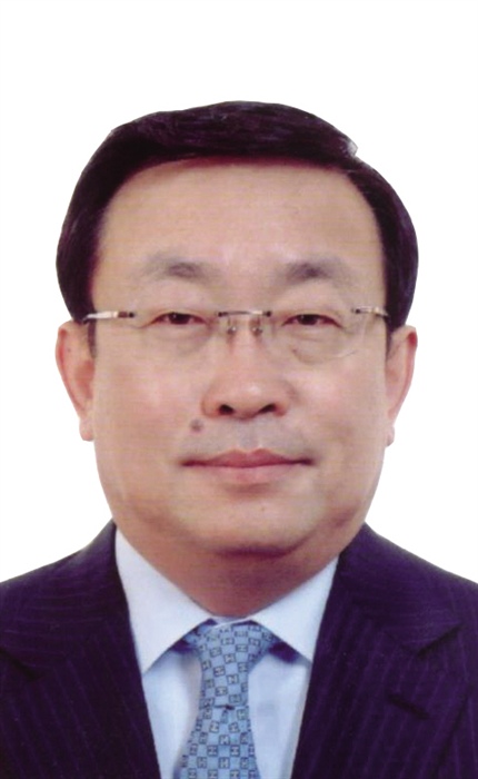 4JfW-fyfeutp9449200.jpg